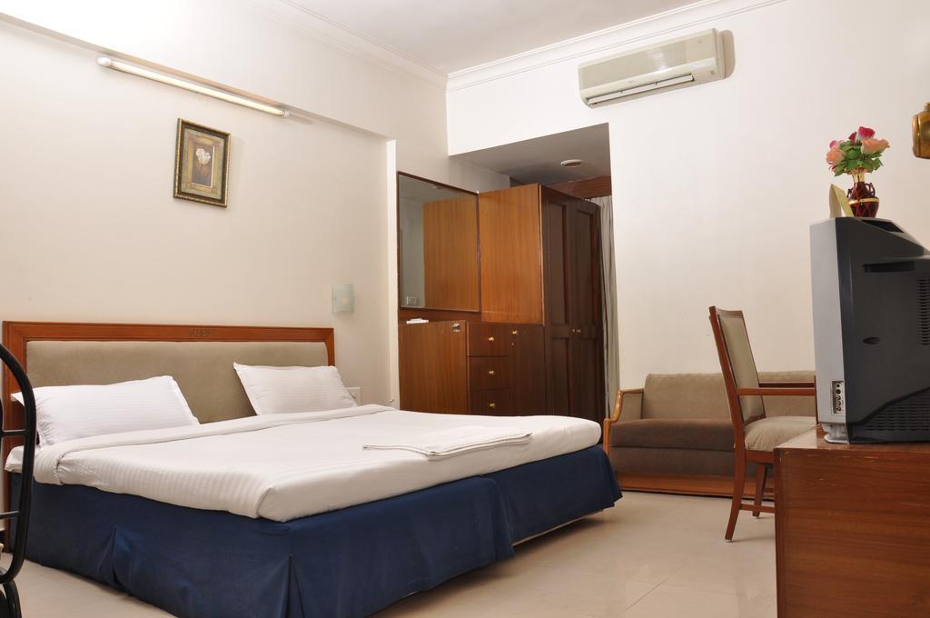 Hotel Sitara Residency Hyderabad Zimmer foto